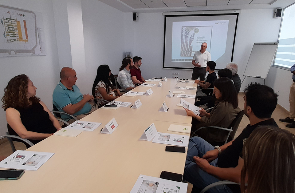 Taller Sistemas de Impresión, programa Compromiso Premium. Vegabaja Packaging